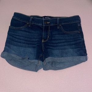 Hollister Low-Rise Midi Shorts